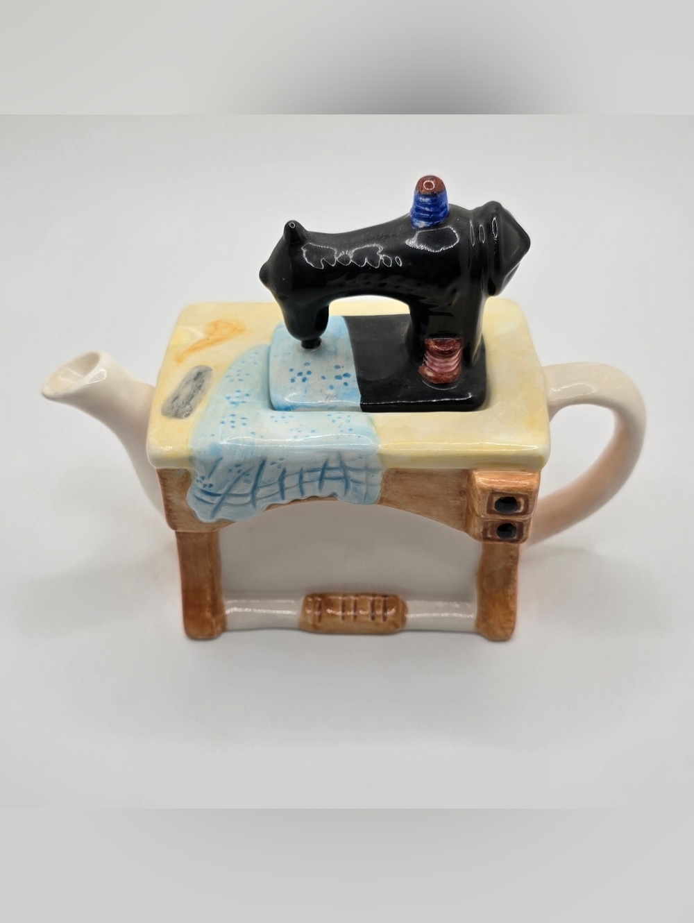 Vintage Teapot Antique Sewing Machine Ceramic Sewing Room Decor Quilting Trunk